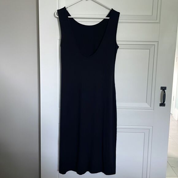 New GAP Sleeveless Low Back Midi Dress - Picture 5 of 8
